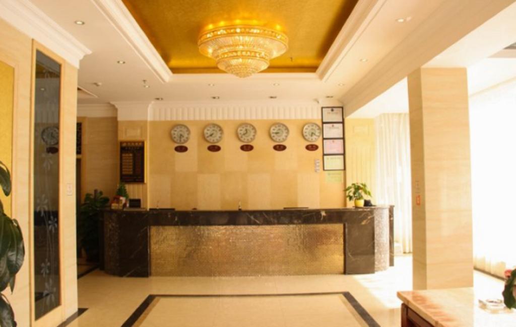 Lu Jiang Tian Yue Hotel Гуанджоу Екстериор снимка