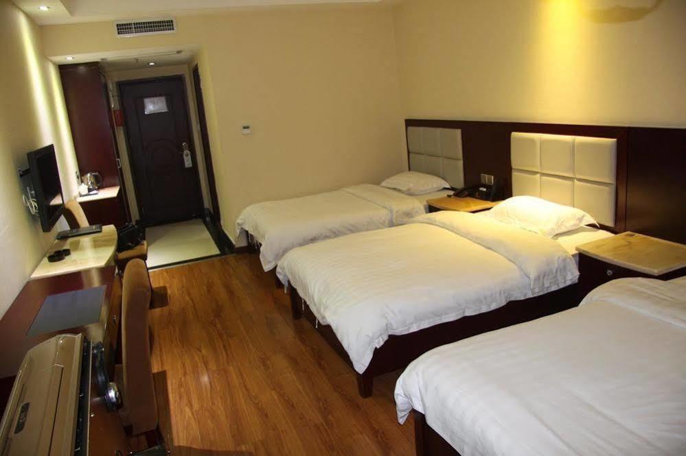 Lu Jiang Tian Yue Hotel Гуанджоу Екстериор снимка